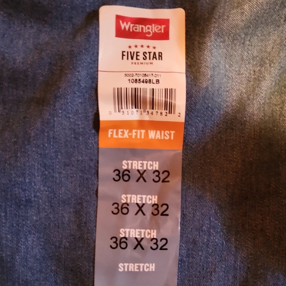 Men Wrangler Regular Fit Stretch Blue Jeans. - Picture 3 of 5